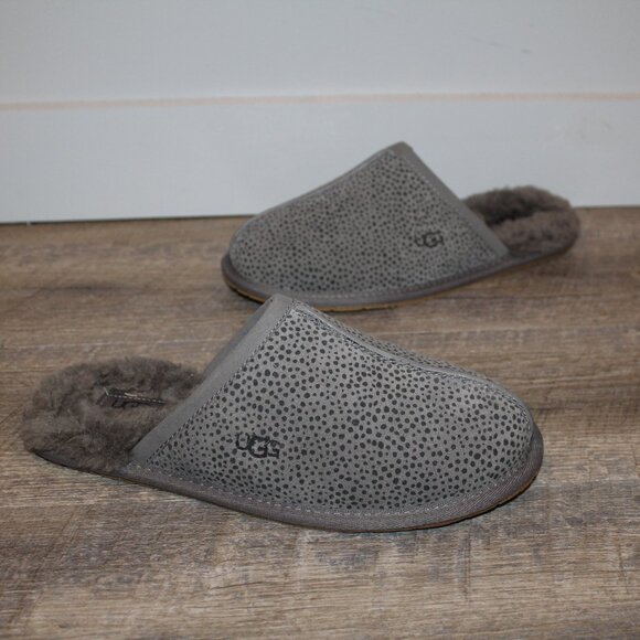 NIB UGG WOMEN'S PEARLE MICRO CHEETAH PRINT GRAY SUEDE SHEARLING LINED SLIPPERS - Picture 2 of 6